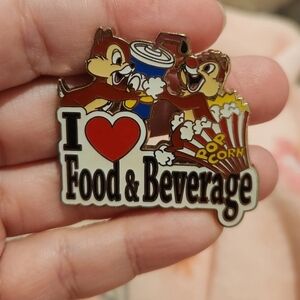 Chip n Dale Cast Exclusive Disney Pin
